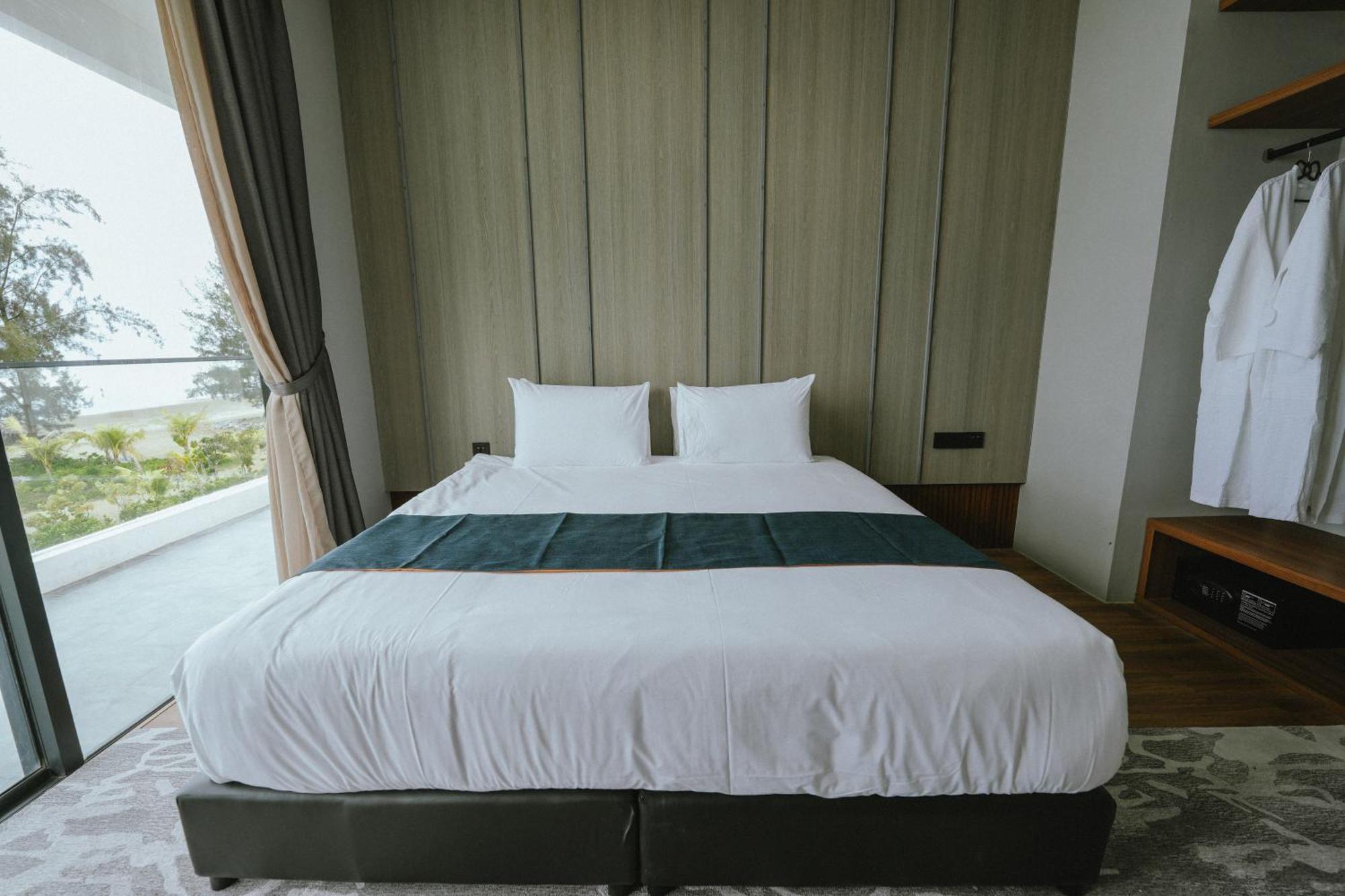 Roxy Beach Resort Sematan المظهر الخارجي الصورة
