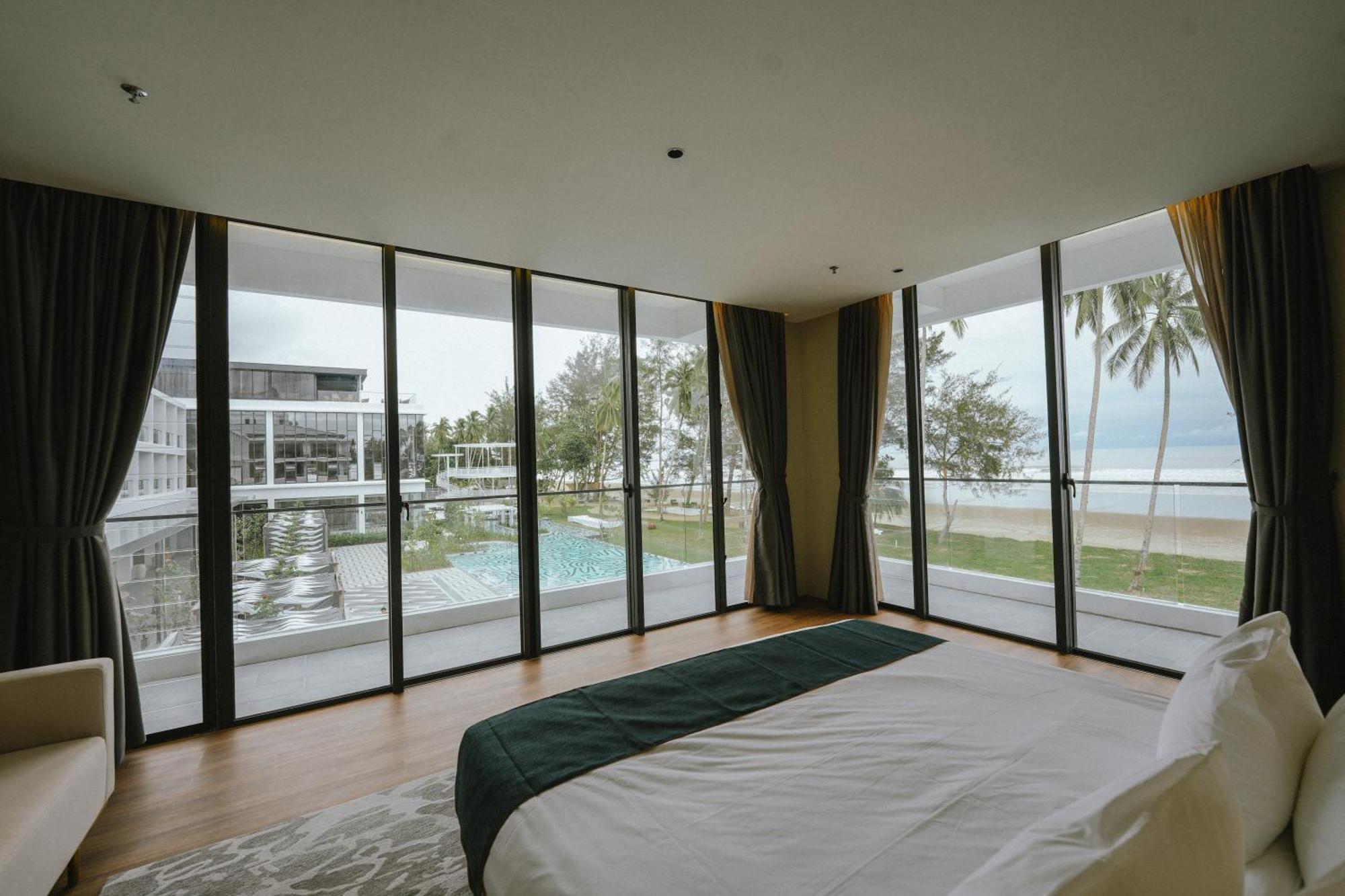 Roxy Beach Resort Sematan المظهر الخارجي الصورة